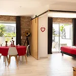 Aux Rêves Des Mées Casa vacanze *